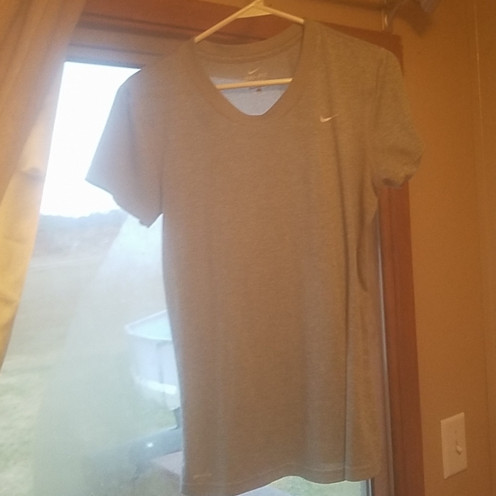 Nike Dri-Fit Shirt